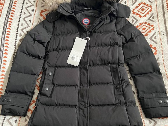 Canada Goose Parka Natural Coyote Fur