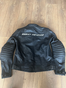 Harley Davidson leather jacket (2 foto / 2)