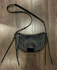 Michael Kors кроссбоди (3 фото из 3)