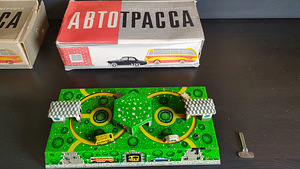 Механическая игрушка ссср, автотрасса (1 фото из 5)