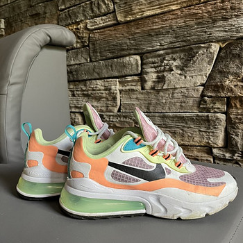 Nike tossud