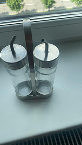 Oil glass bottle (2 foto / 2)