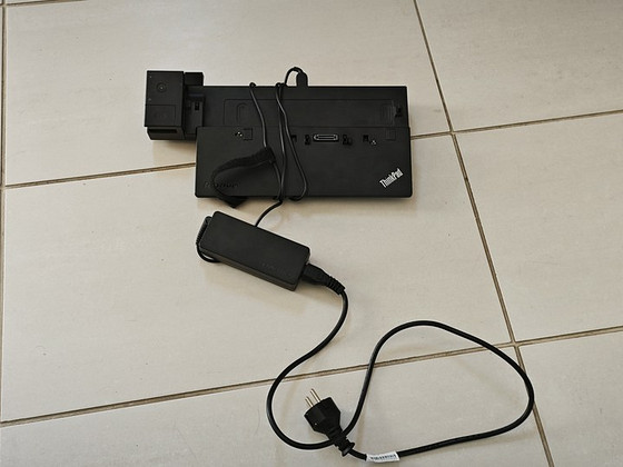 Док-станция Lenovo ThinkPad Pro Dock 40A1 с зарядным устройс