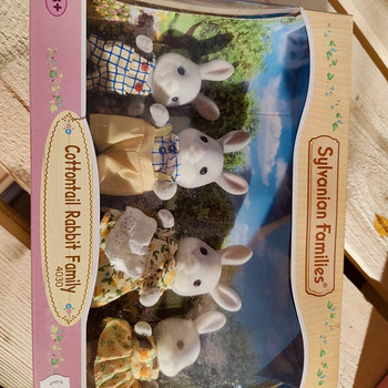 Игрушки