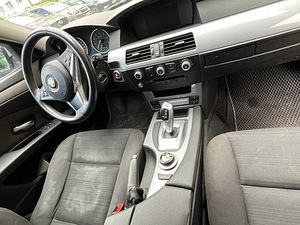 BMW 523i E60 2008 a. (2 фото из 4)