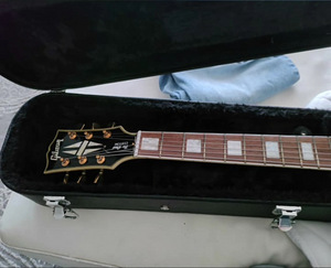 Gibson les paul копия (2 фото из 3)