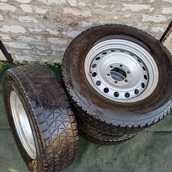 Rattad-Toyota Land Cruiser