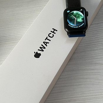 Apple Watch SE 40 мм