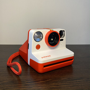 Polaroid nüüd 2. põlvkonna i-Type Polaroid (1 foto / 4)