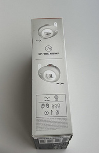 JBL Tune 120 TWS Black / White (7 фото из 8)