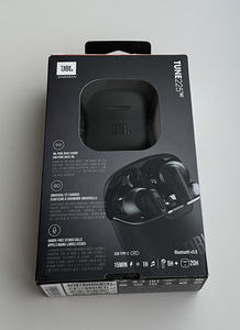 JBL TUNE 225 TWS Black / White (2 foto / 8)