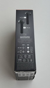 JBL TUNE 225 TWS Black / White (3 foto / 8)