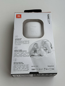 JBL TUNE 225 TWS White (2 фото из 4)