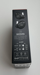 JBL Tune 115 TWS Black / White (3 foto / 8)