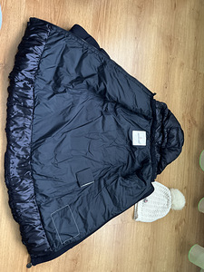 Moncler mantel originaal müts kaasa (4 foto / 8)