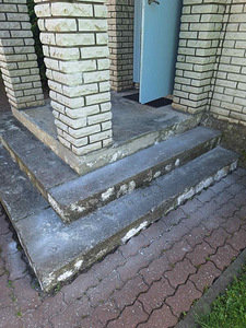 Каменный ковер, ремонт полов, стен и лестниц, ремонт крылец (2 фото из 6)