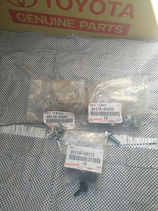Toyota Lexus 90109-06375 90119-08862 91674-80820 (1 foto / 1)