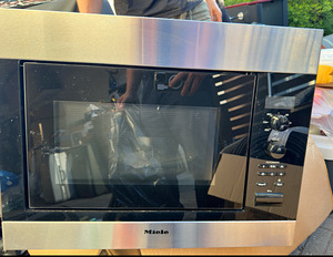 Miele МОДЕЛЬ M 8260 (1 фото из 1)