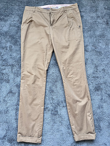 Брюки Hugo Boss размера S (1 фото из 2)