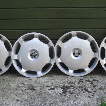 VOLVO R15
