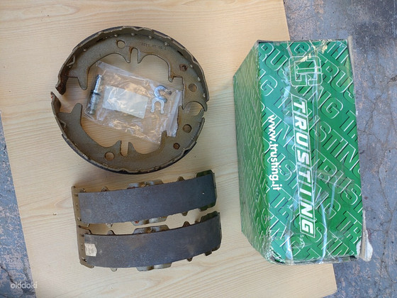Trusting Toyota Avensis 2001 handbrake pads