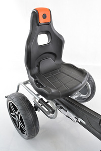 Velokart (Velomobile) Go-Kart 1504 must (alates 5-12 aasta (4 foto / 10)