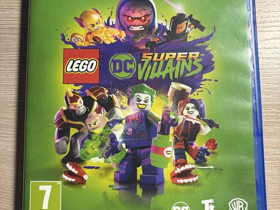 Müüa Lego DC Super Villains PS4-l