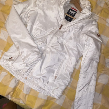 КУРТКА HELLY HANSEN