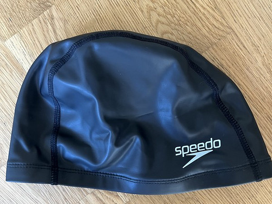 Шапочка для плавания Speedo