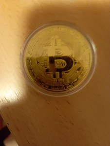 Бит коин (1 фото из 2)