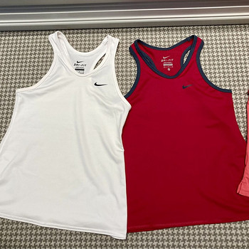 Nike pluusid s137-146 (M)