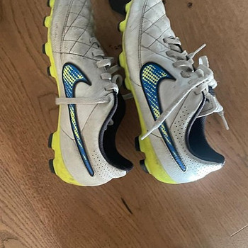 Football shoes 35.5