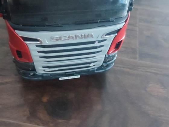Фура Bruder scania R560