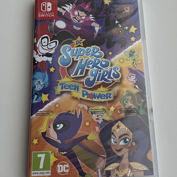 DC Super Hero Girls : Teen Power (Nintendo Switch)