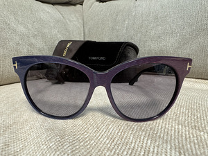 Солнцезащитные очки Tom Ford Saskia TF330 82b (1 фото из 5)