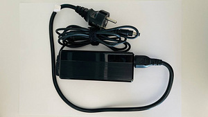Intel NUC (3 фото из 3)