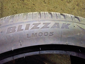 275/40 R21 Bridgestone Blizzark LM005, 4,5-5 мм (3 фото из 6)