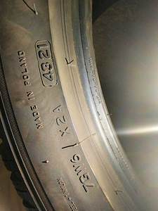 275/40 R21 Bridgestone Blizzark LM005, 4,5-5 мм (5 фото из 6)
