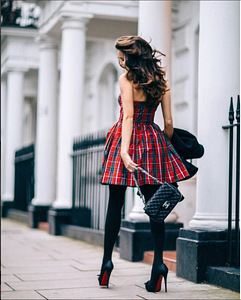 Платье от Jack Wills (5 фото из 9)