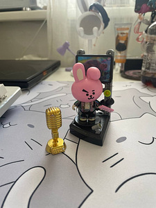 bTS ARVANDMED BT21 (1 foto / 3)