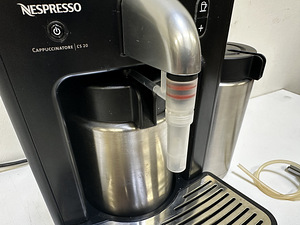 Вспениватель молока CS20 Nespresso PRO (8 фото из 10)