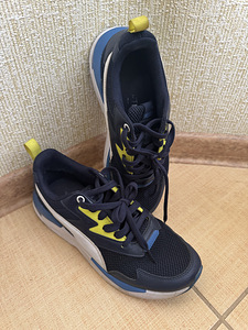 Кроссовки Puma (1 фото из 3)