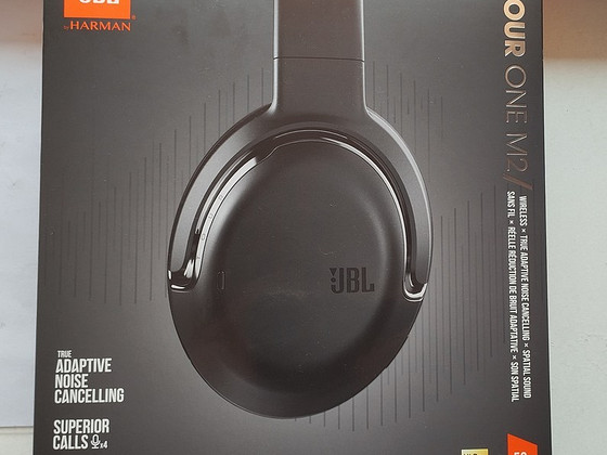 JBL Tour One M2