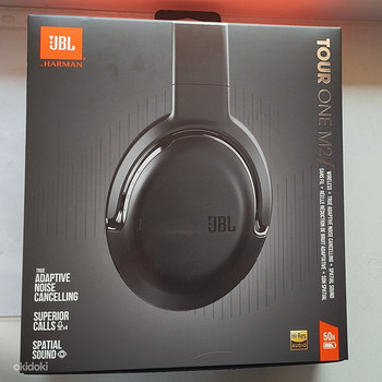 JBL Tour One M2