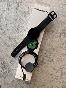 Samsung Galaxy watch 4 (1 фото из 1)