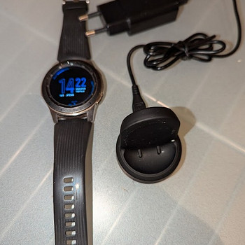 Смарт-часы Samsung Galaxy Watch 46mm LTE (62E8) с зарядным устройством