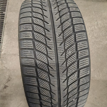 245/40 r18