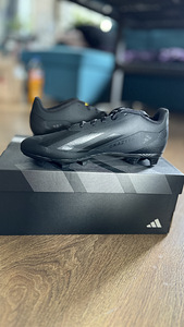 Adidas muru- ja tehisväljaku jalgpallijalatsid Crazyfas (3 foto / 3)