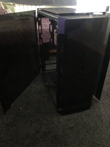 Big custom corpus PC! (1 foto / 5)