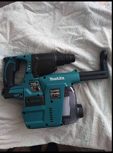 Makita DHR242 ja DLX06 (1 foto / 1)
